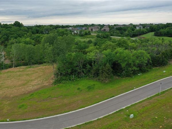 13126 W 52nd Terrace, Shawnee, KS 66216