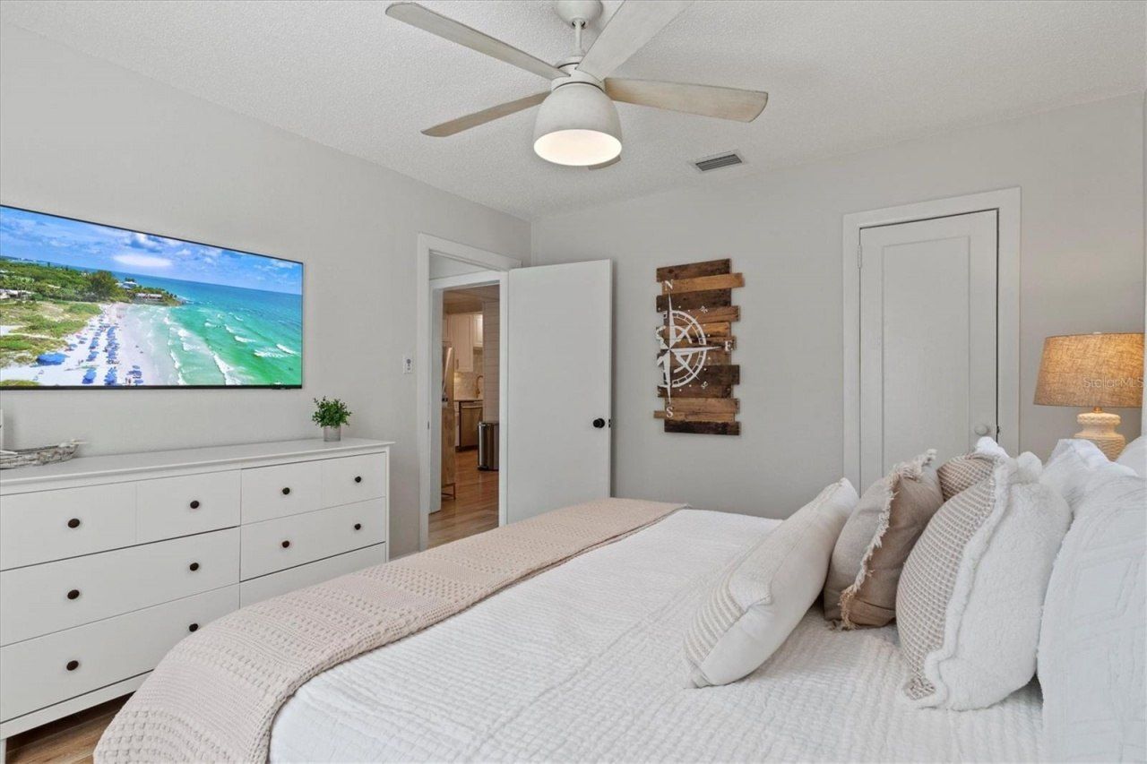 326 S Lime Avenue, Sarasota, FL 34237 Photo