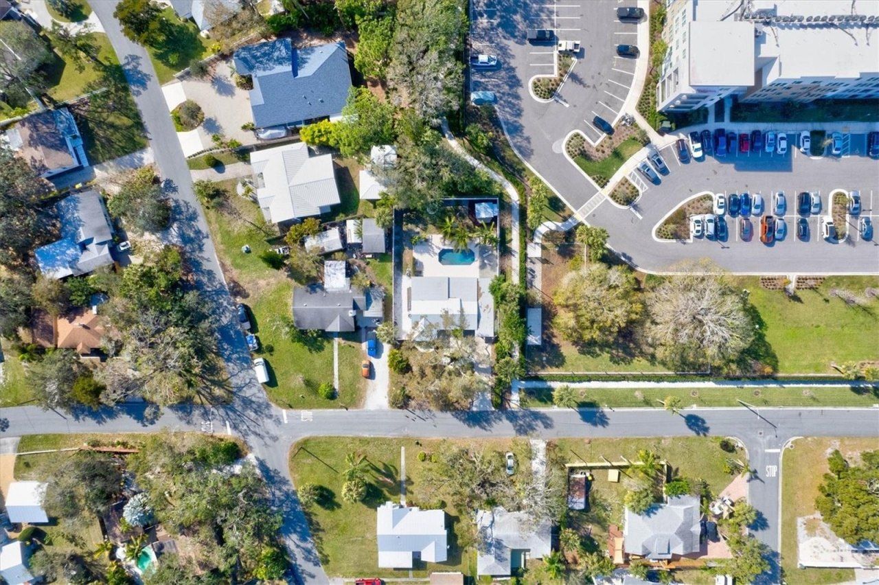 326 S Lime Avenue, Sarasota, FL 34237 Photo