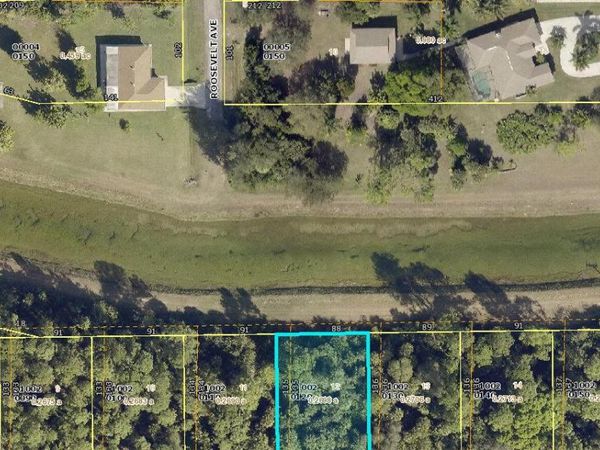 935 Asther Street E, Lehigh Acres, FL 33974