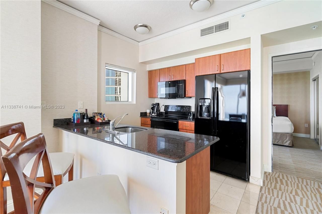 18001 Collins Ave, Unit 2009, Sunny Isles Beach, FL 33160 Photo