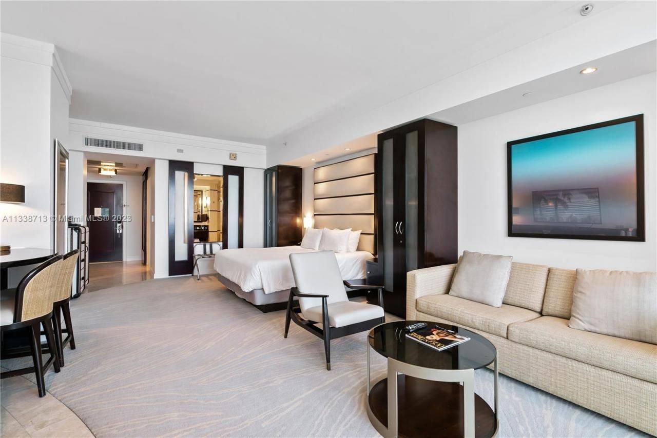 4391 Collins Ave, Unit 1911/1909/, Miami Beach, FL 33140 Photo