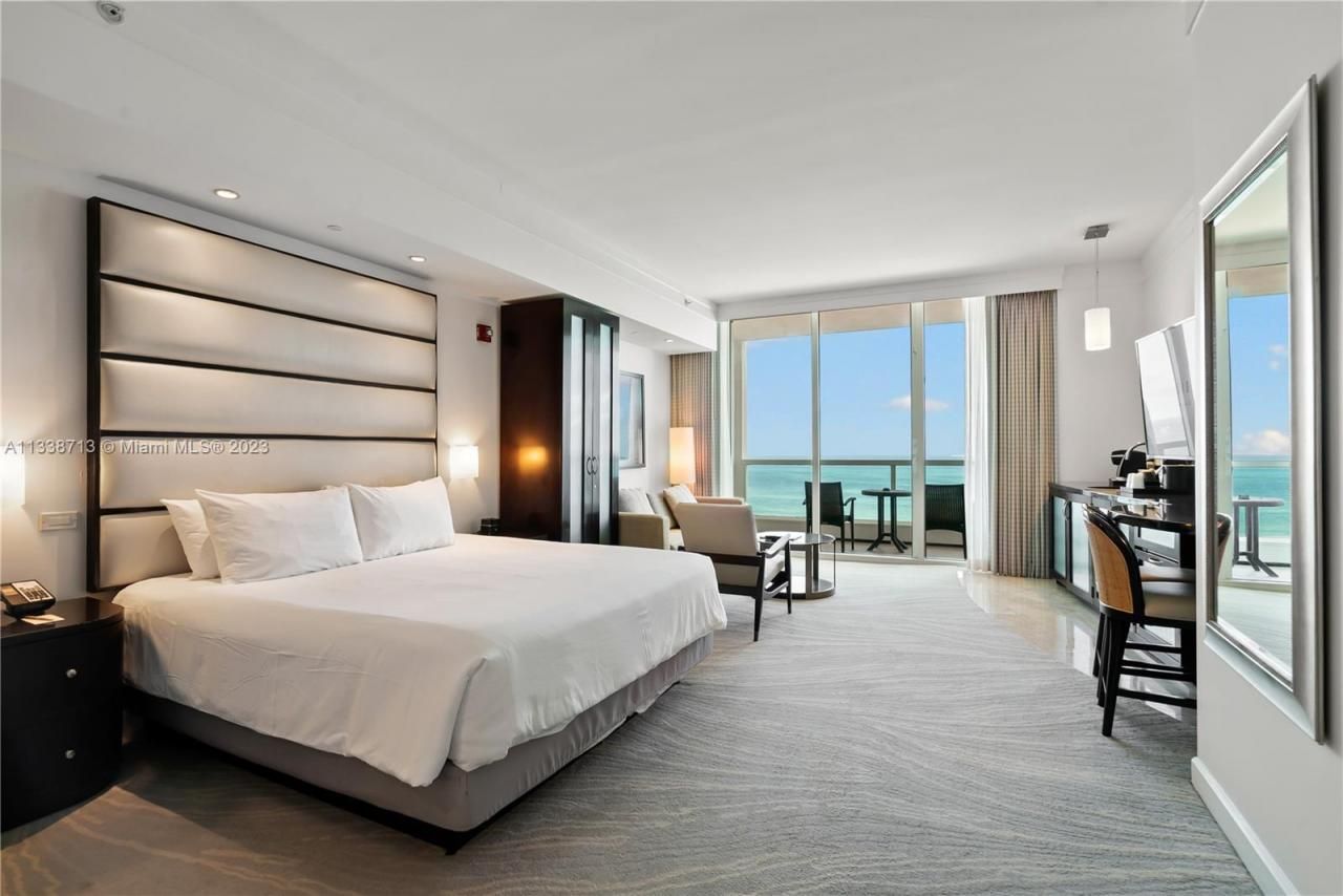 4391 Collins Ave, Unit 1911/1909/, Miami Beach, FL 33140 Photo