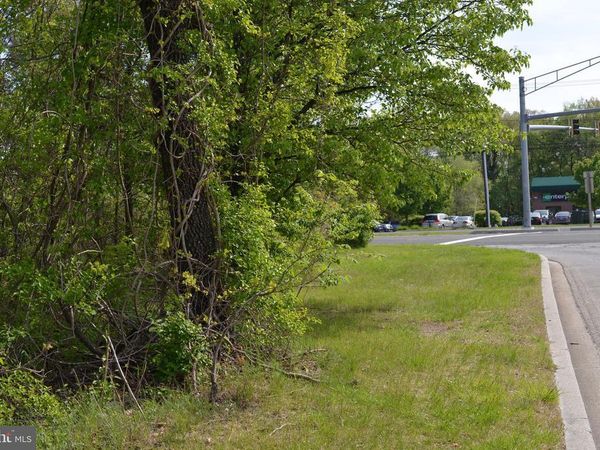 8163 RITCHIE HIGHWAY, PASADENA, MD 21122