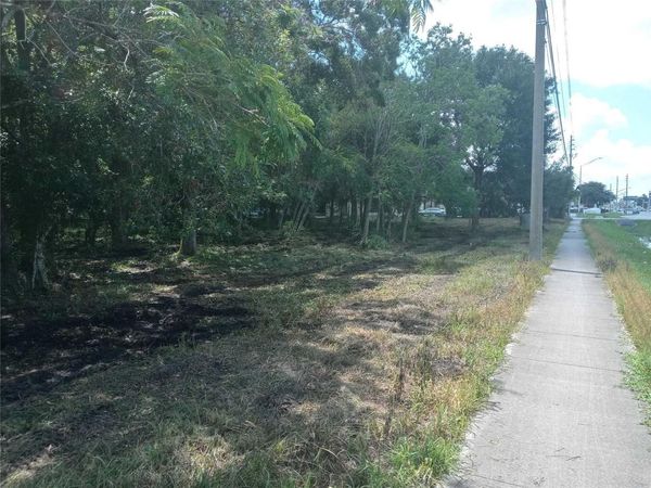 1427 N SEMORAN BOULEVARD, ORLANDO, FL 32807