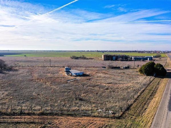7734 St Hwy 6 N, Rule, TX 79547