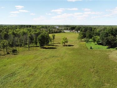 6966 E Taft Road, East Syracuse, NY 13057