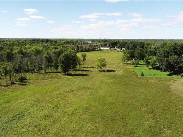 6966 E Taft Road, East Syracuse, NY 13057