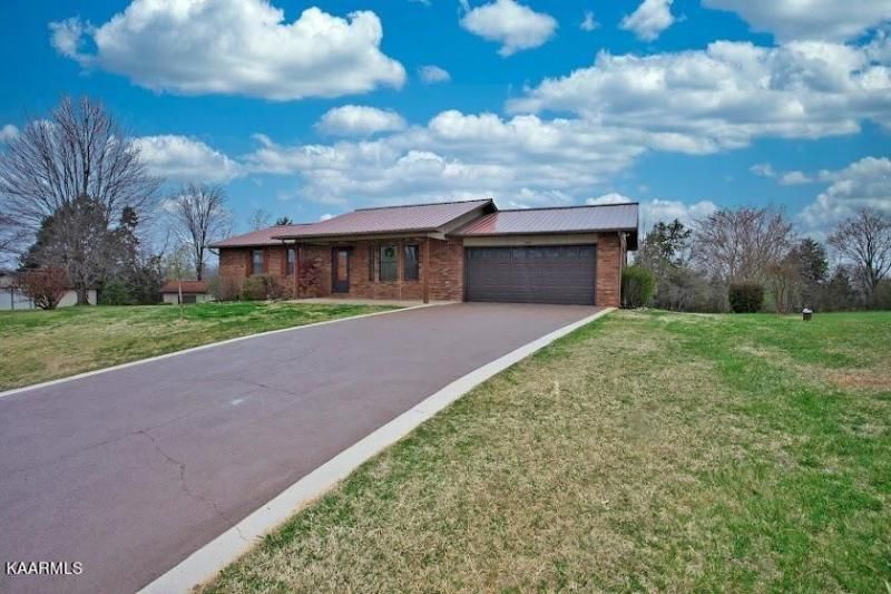 1409 Katie Lane, Sevierville, TN 37862 Main Photo