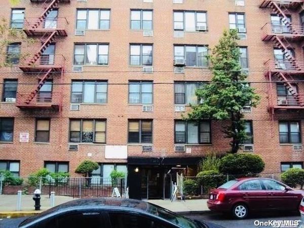 83-30 Vietor Avenue, Unit 109, Elmhurst, NY 11373