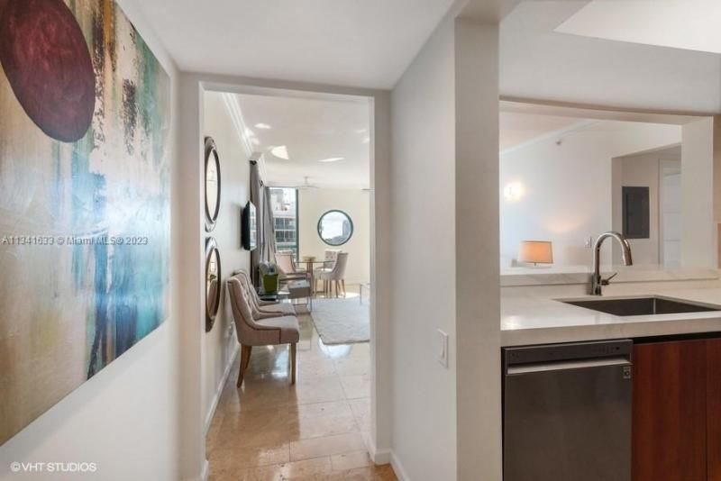 Please Call For Address, Unit UPH-8, Miami Beach, FL 33139 Photo