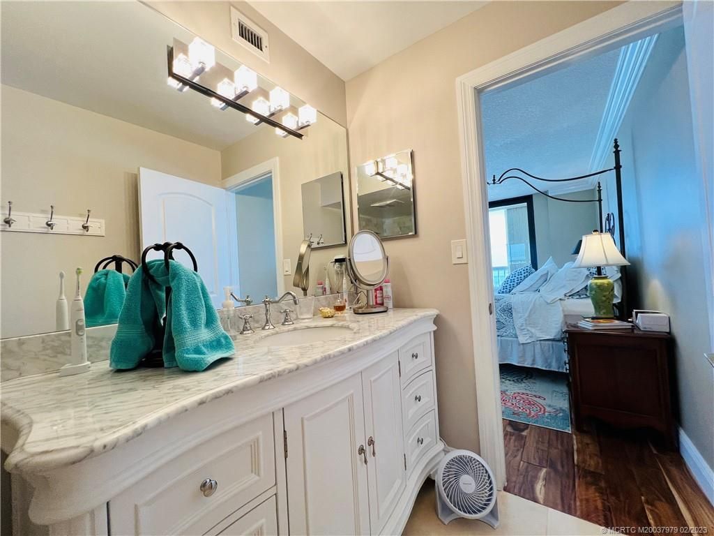 10600 S Ocean Drive, Unit 701, Jensen Beach, FL 34957 Photo