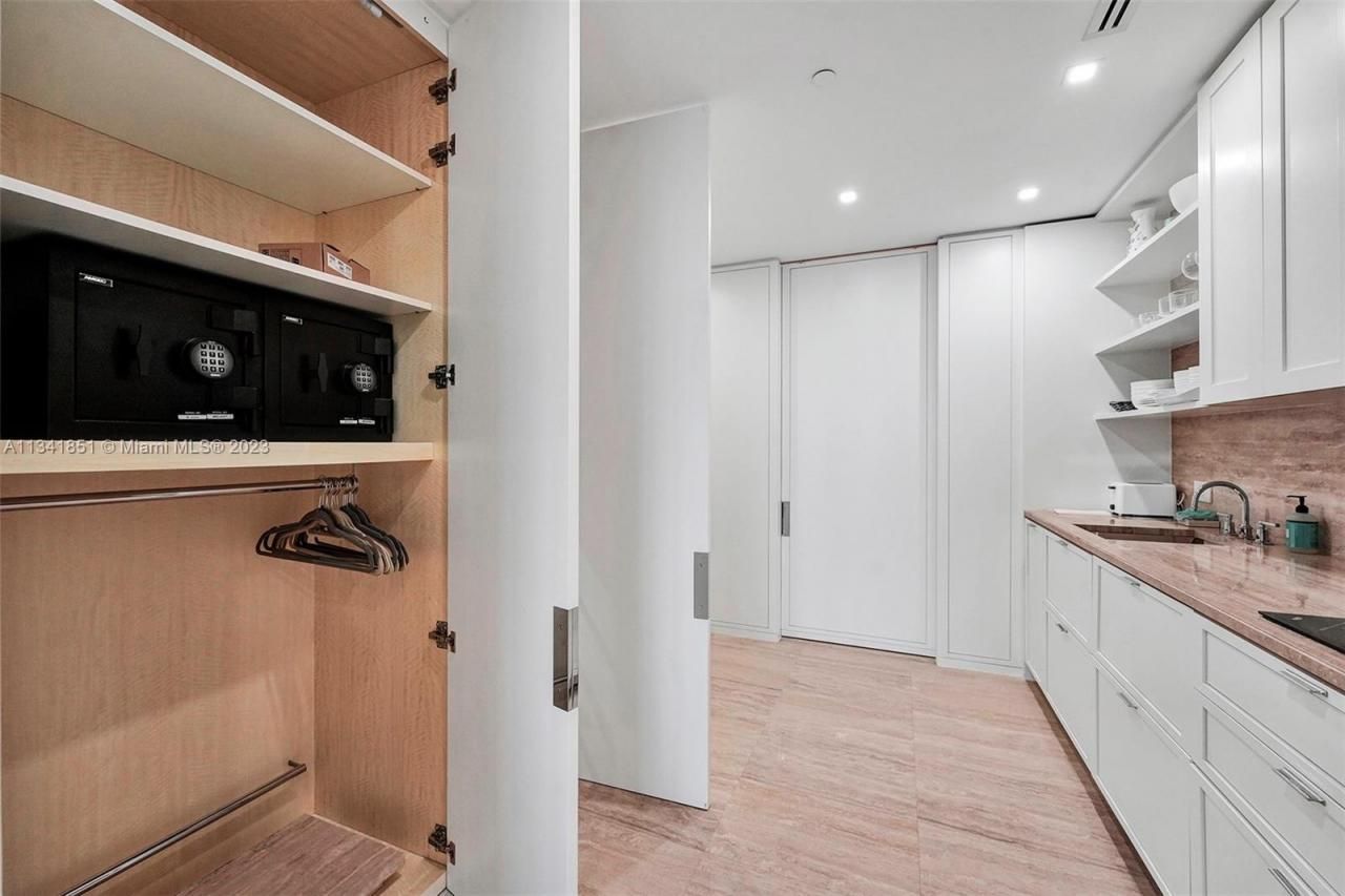 9703 Collins Ave, Unit 2501, Bal Harbour, FL 33154 Photo