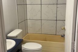 1218 Walcott Street photo 4