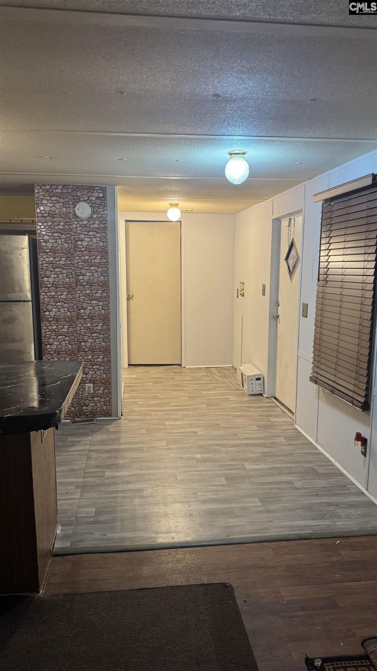 1218 Walcott Street Photo 6
