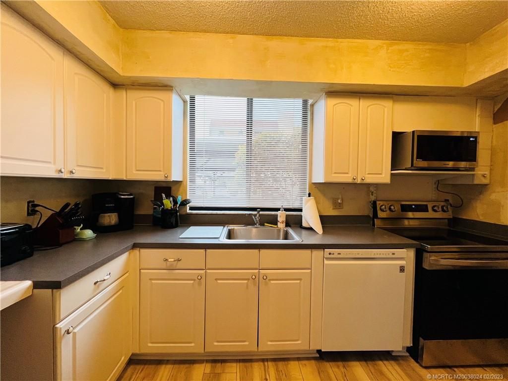 3432 NE Causeway Blvd., Unit 104, Jensen Beach, FL 34957 Photo