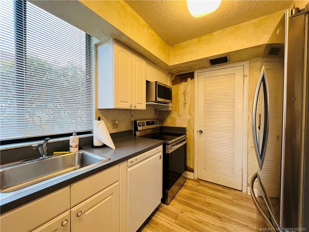 3432 NE Causeway Blvd., Unit 104, Jensen Beach, FL 34957 Photo