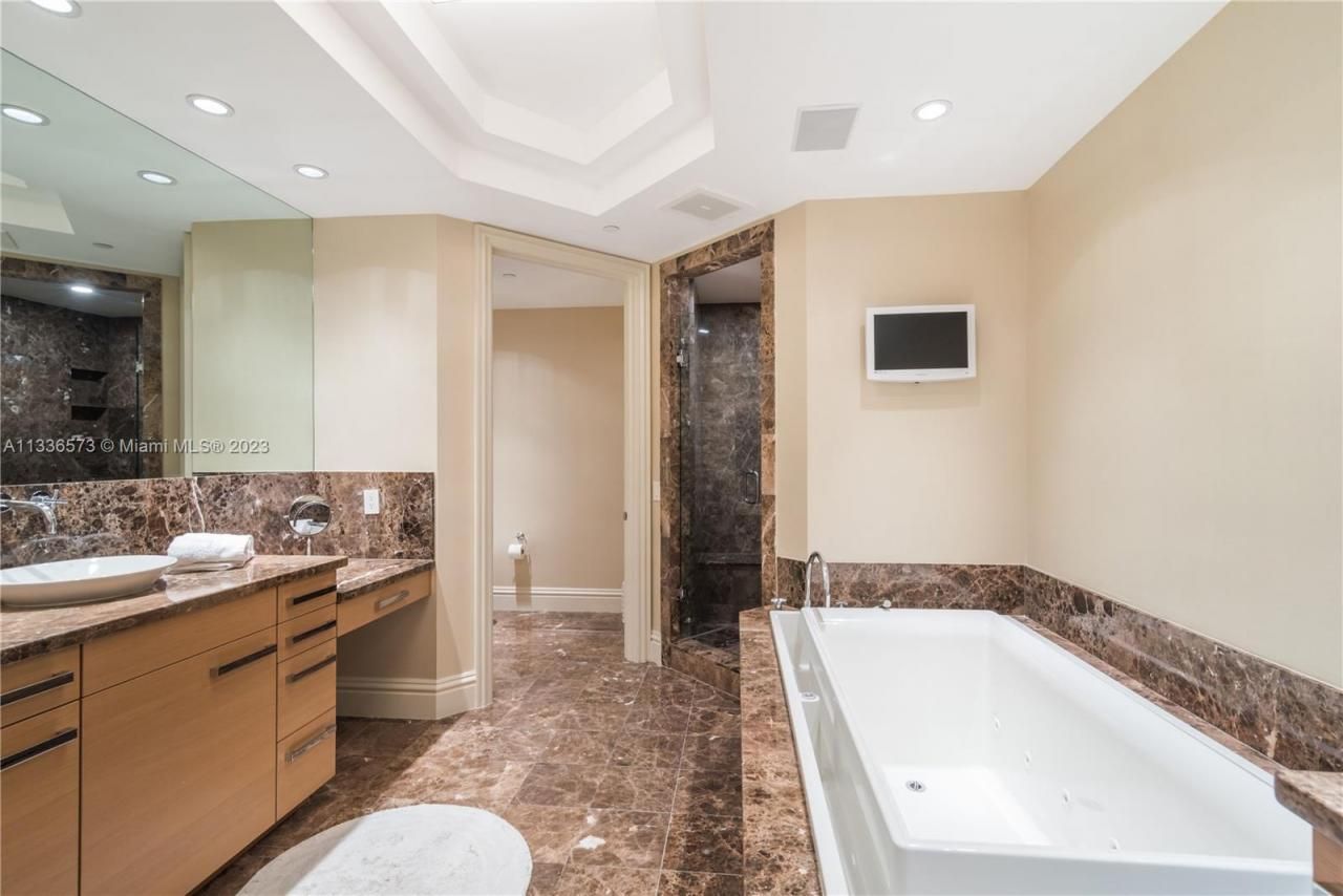 10295 Collins Ave, Unit 1202, Bal Harbour, FL 33154 Photo