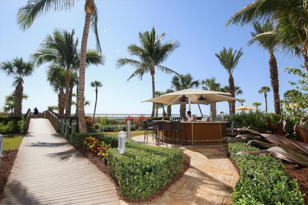 915 Seaside Drive, Unit 512, Sarasota, FL 34242 Photo