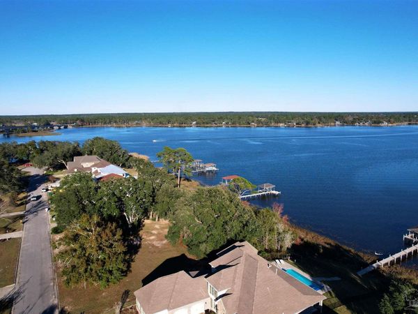 Gordon Wells Dr, Milton, FL 32583