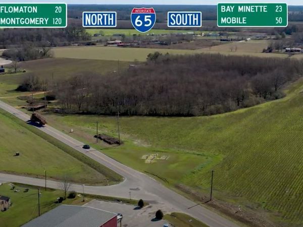 2 Jack Springs Rd, Atmore, AL 36502