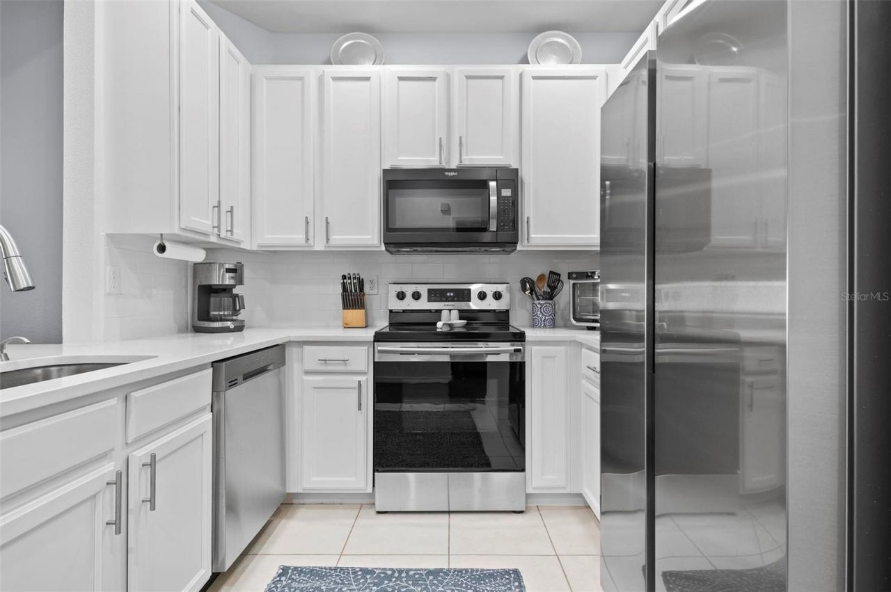 3423 Parkridge Circle, Unit 19-101, Sarasota, FL 34243 Photo