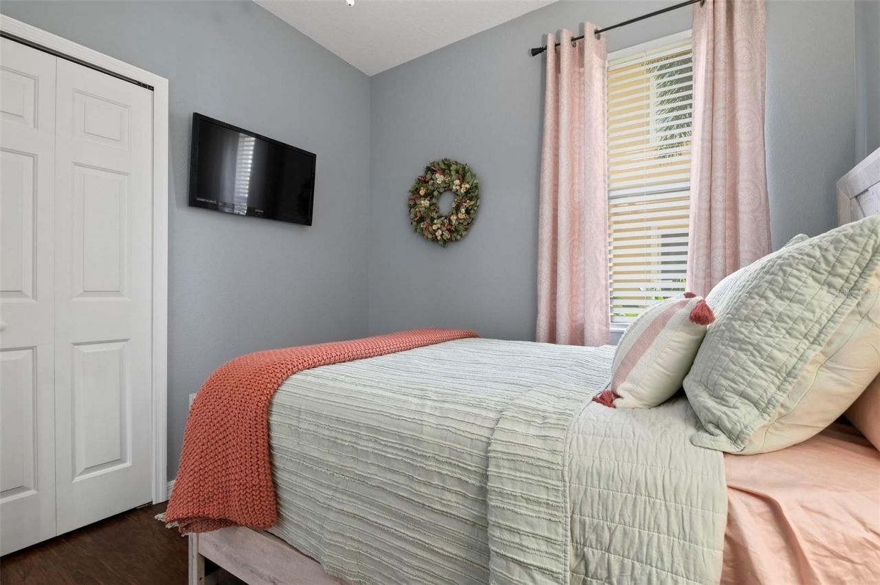 3423 Parkridge Circle, Unit 19-101, Sarasota, FL 34243 Photo