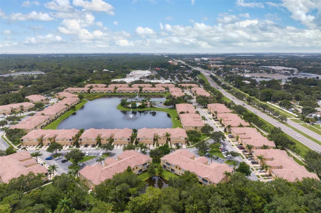 3423 Parkridge Circle, Unit 19-101, Sarasota, FL 34243 Photo