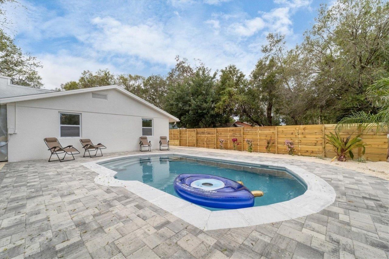 2441 Novus Street, Sarasota, FL 34237 Photo
