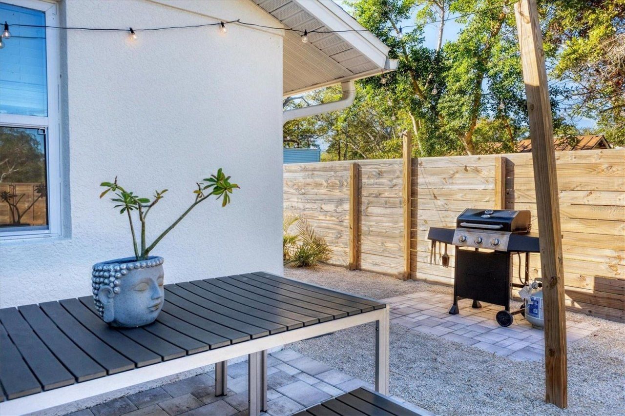 2441 Novus Street, Sarasota, FL 34237 Photo