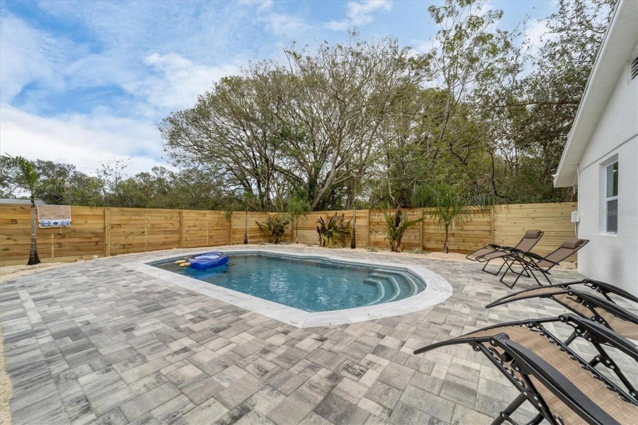 2441 Novus Street, Sarasota, FL 34237 Photo