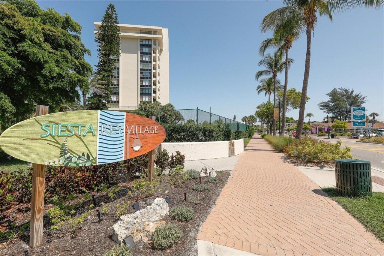 2441 Novus Street, Sarasota, FL 34237 Photo