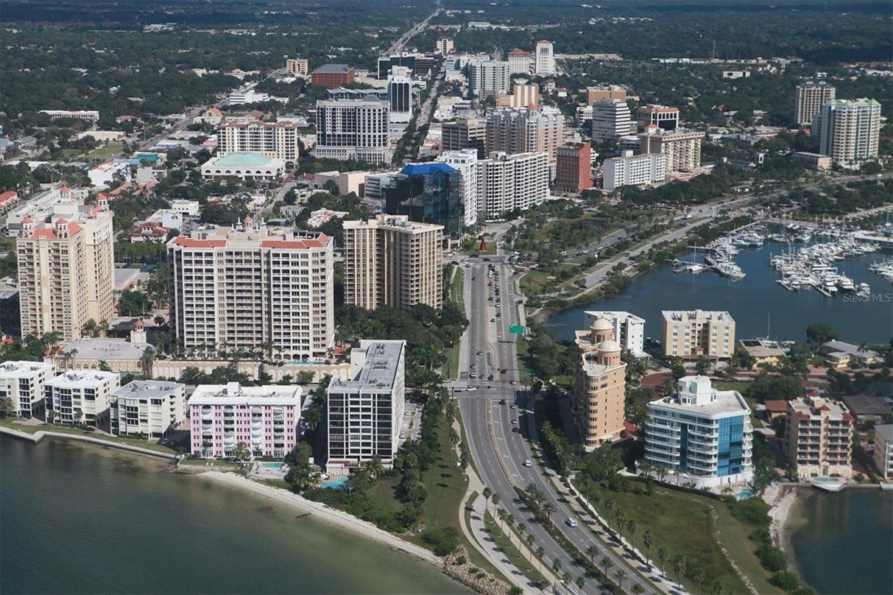 2441 Novus Street, Sarasota, FL 34237 Photo