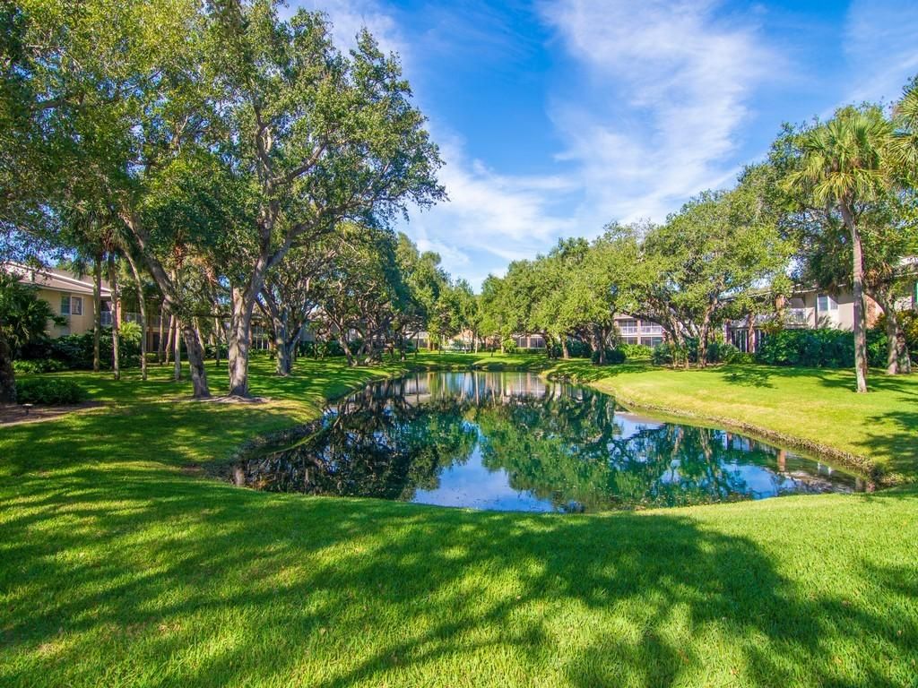 133 E Park Shores Circle, Unit 4E, Indian River Shores, FL 32963 Photo
