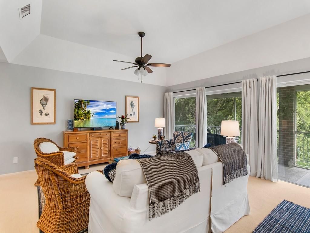 133 E Park Shores Circle, Unit 4E, Indian River Shores, FL 32963 Photo