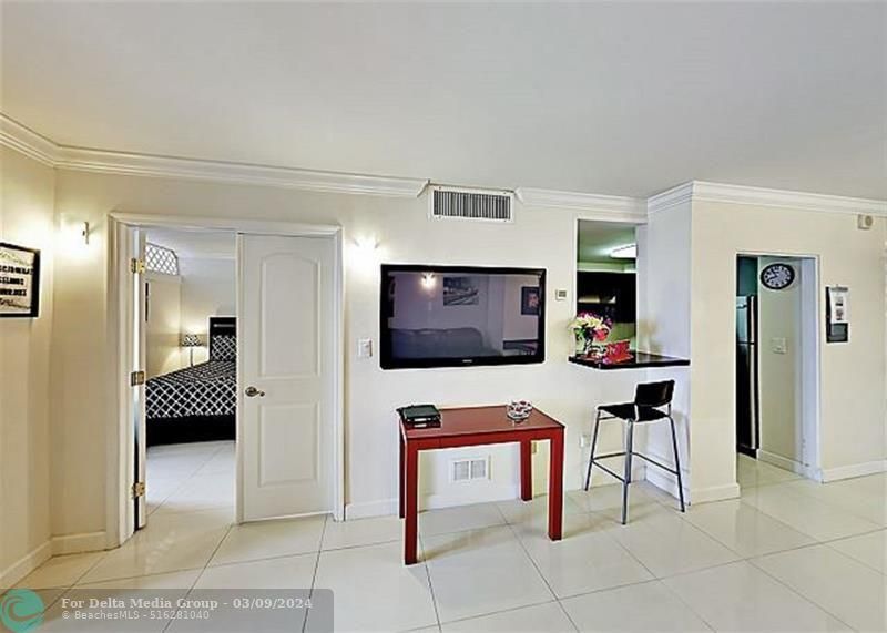 4040 Galt Ocean Drive, Unit 805, Fort Lauderdale, FL 33308 Photo