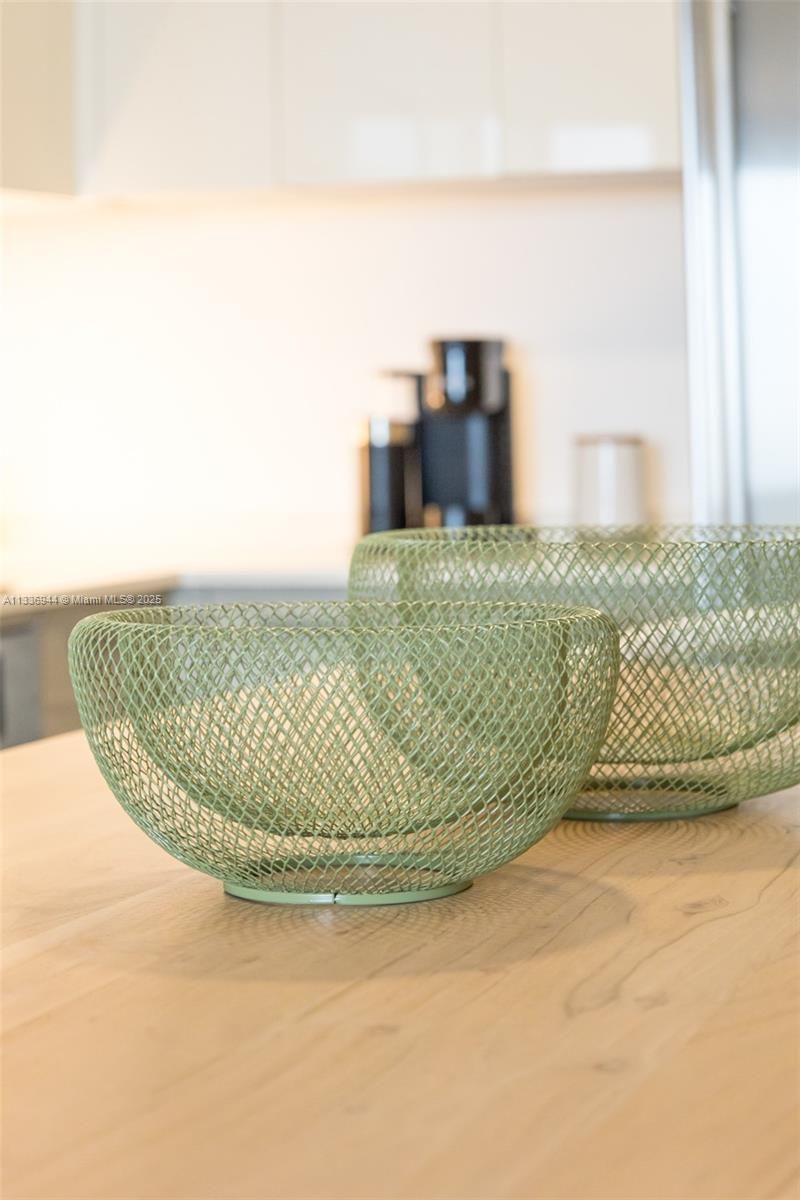 1300 Brickell Bay Dr, Unit 1608, Miami, FL 33131 Photo