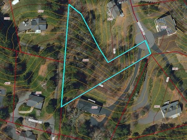 235 Macduff Lane, Weaverville, NC 28787