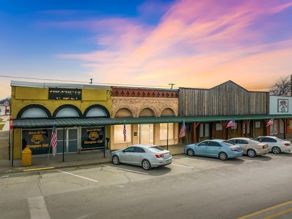 103 W Main St, Itasca, TX 76055