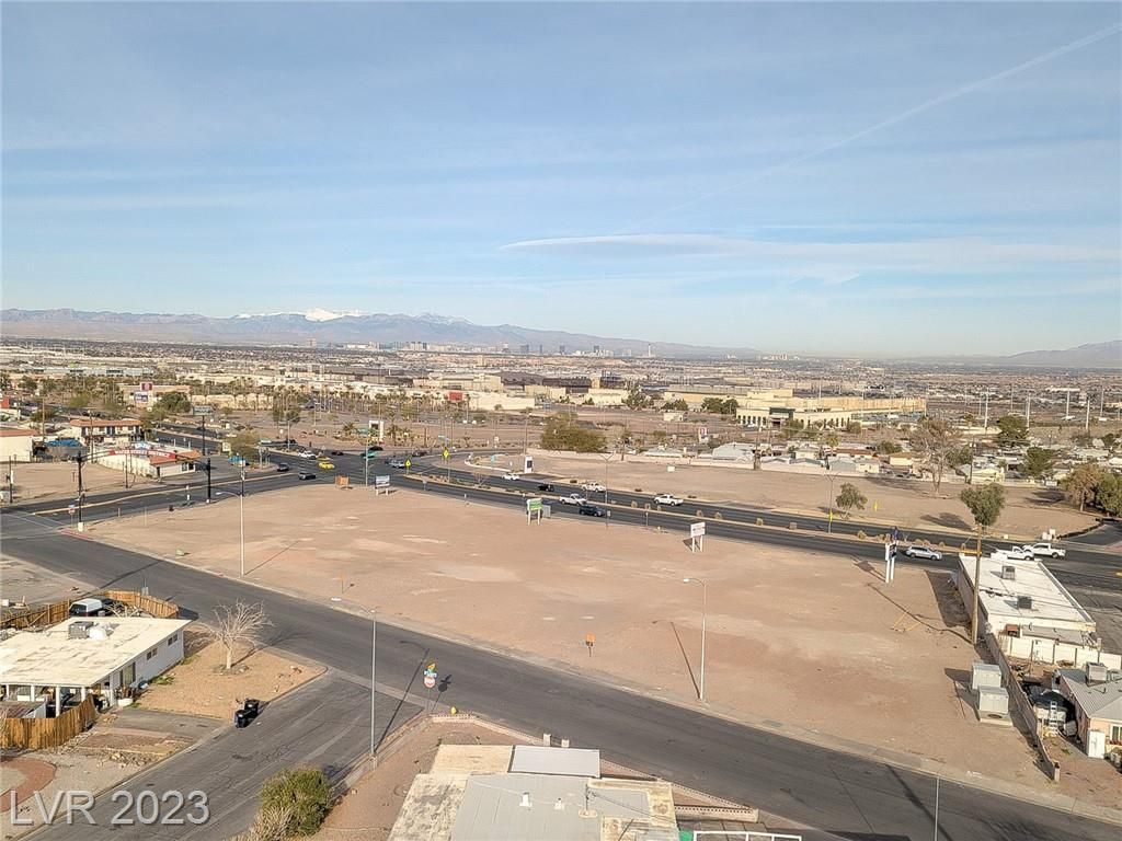 1 S Water Street, Henderson, NV 89015