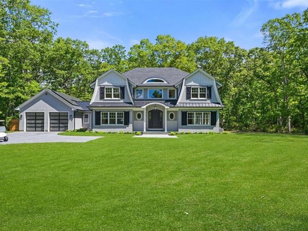 293 Beaver Dam Road, Brookhaven, NY 11719