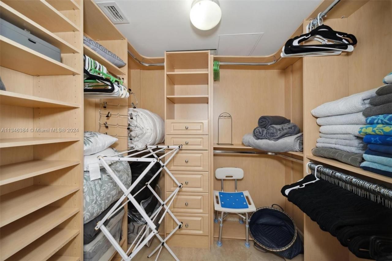 1830 S Ocean Dr, Unit 4602, Hallandale Beach, FL 33009 Photo