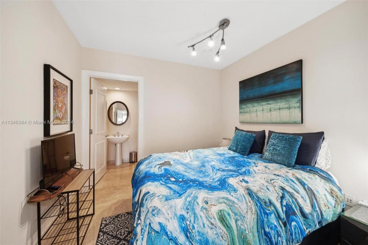 1830 S Ocean Dr, Unit 4602, Hallandale Beach, FL 33009 Photo