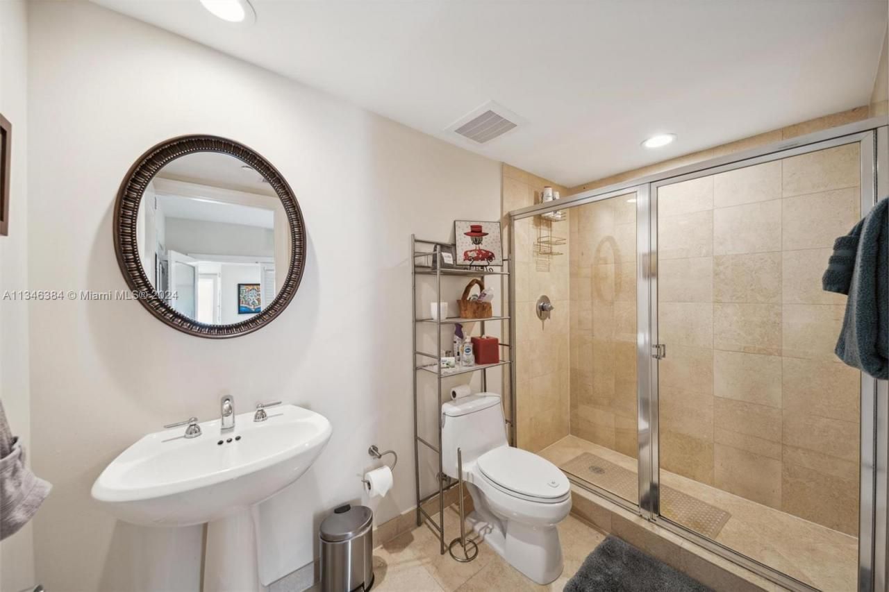 1830 S Ocean Dr, Unit 4602, Hallandale Beach, FL 33009 Photo