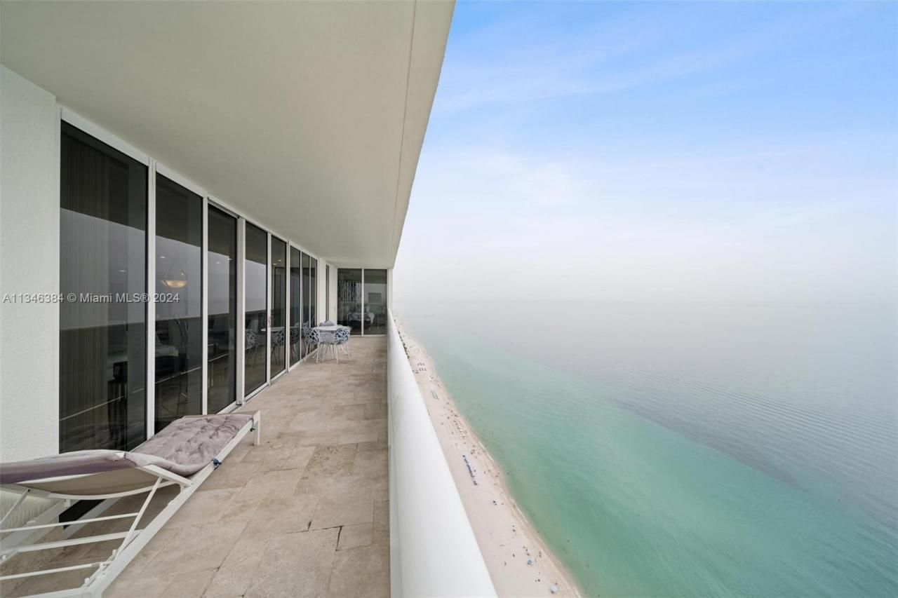 1830 S Ocean Dr, Unit 4602, Hallandale Beach, FL 33009 Photo