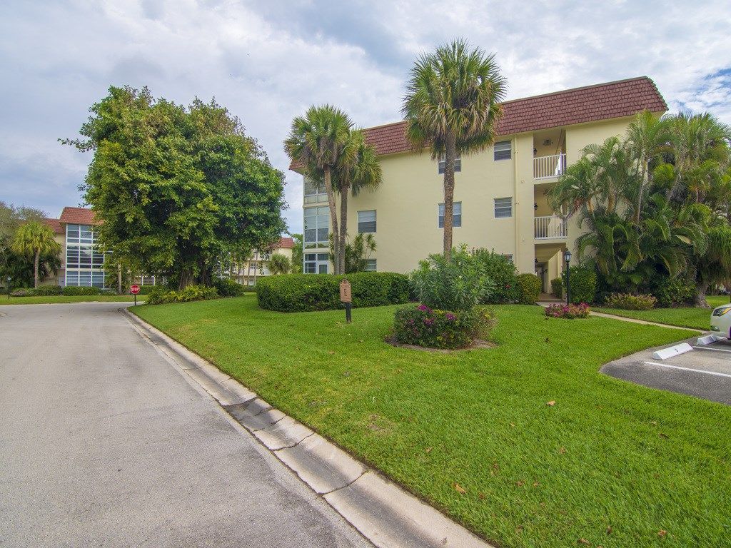 5400 Highway A1a Highway, Unit E1, Indian River Shores, FL 32963 Photo
