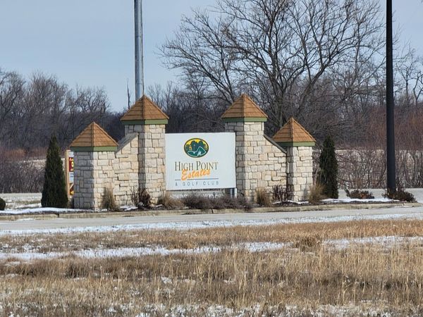 125 Fairway Drive, Essex, IL 60935