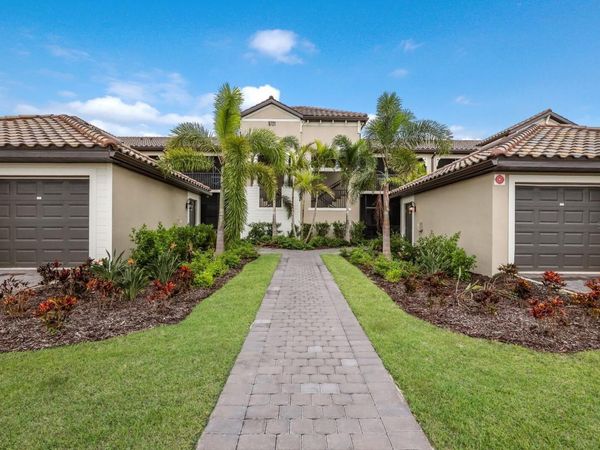 5721 PALMER CIRCLE, Unit 201, BRADENTON, FL 34211