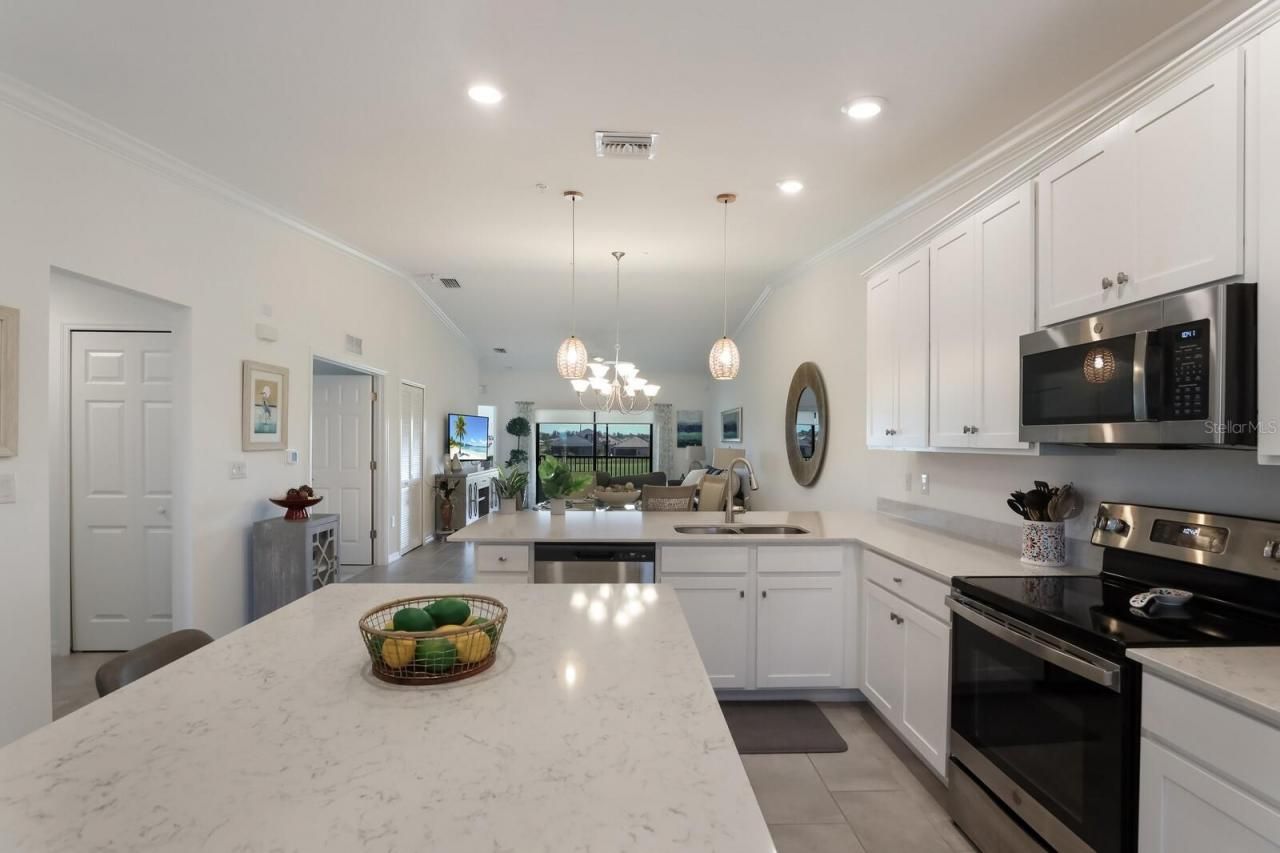 5721 Palmer Circle, Unit 201, Bradenton, FL 34211 Photo