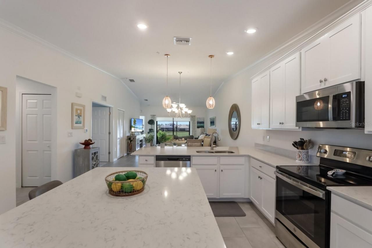 5721 Palmer Circle, Unit 201, Bradenton, FL 34211 Photo